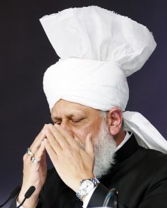 empat alasan berdoa diwajibkan. doa islam