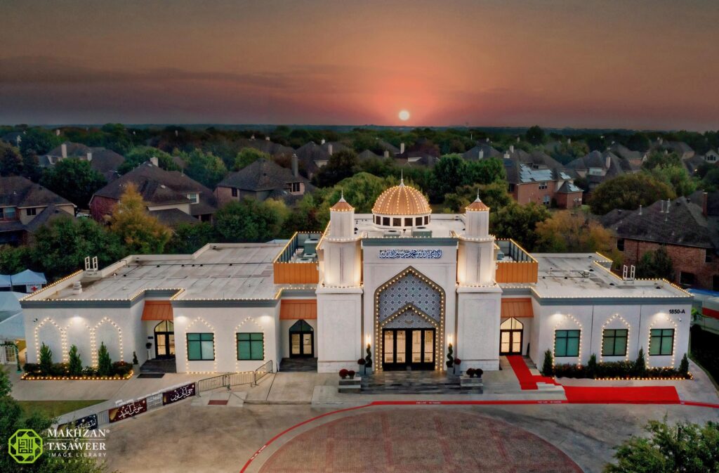 masjid baitul ikram indah